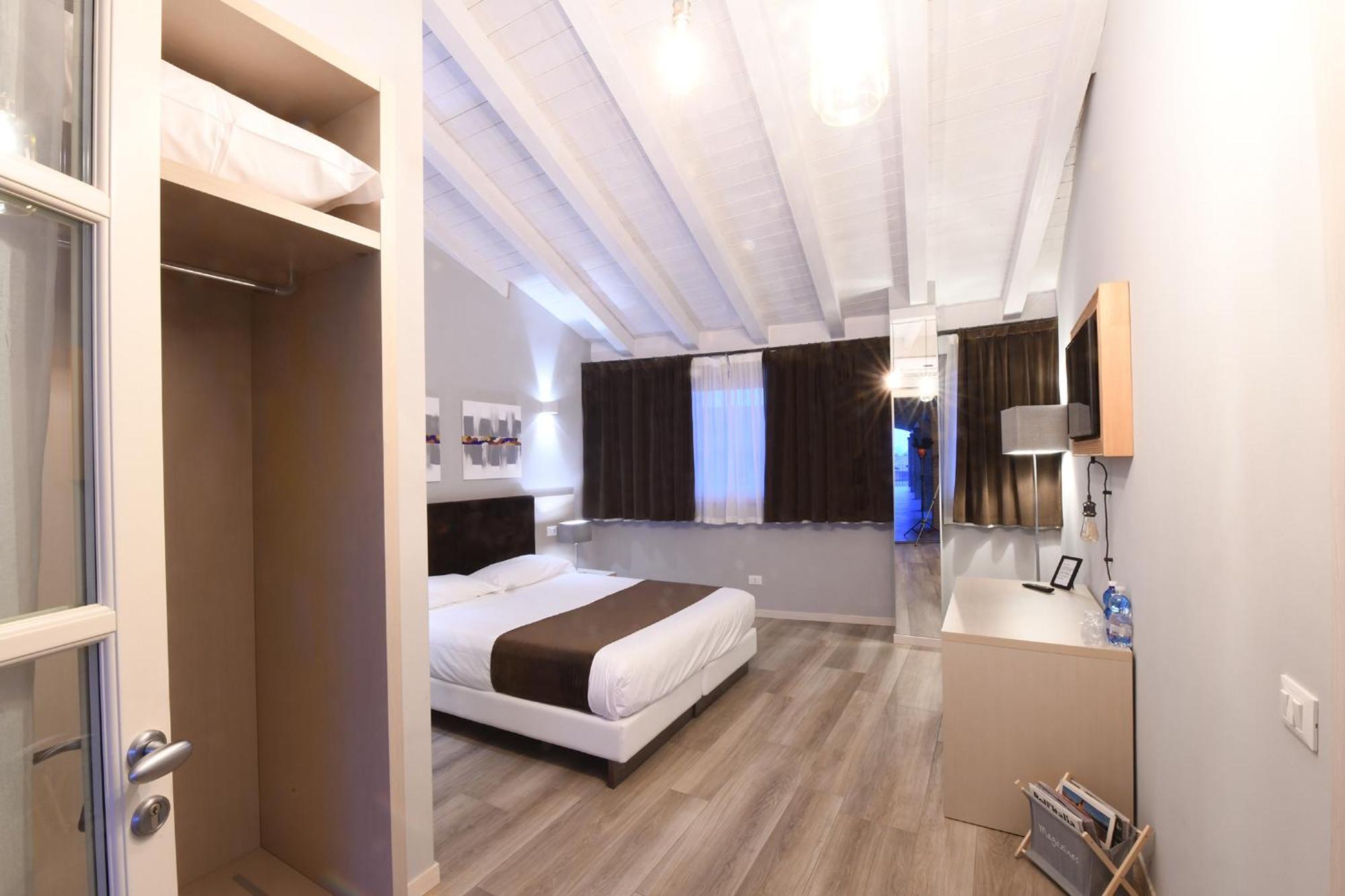 Hill Colle - Camere & Bistrot Erbusco Bagian luar foto